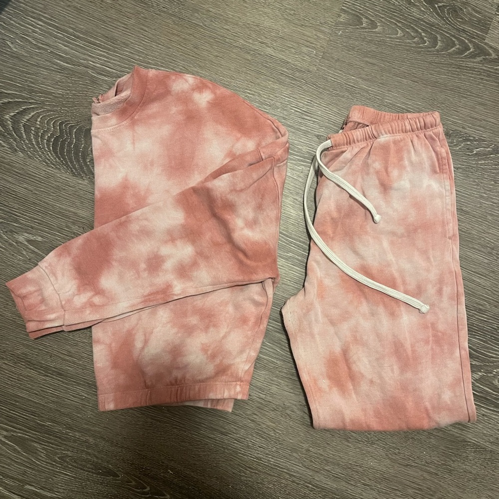 GARAGE tie dye sweat outfit